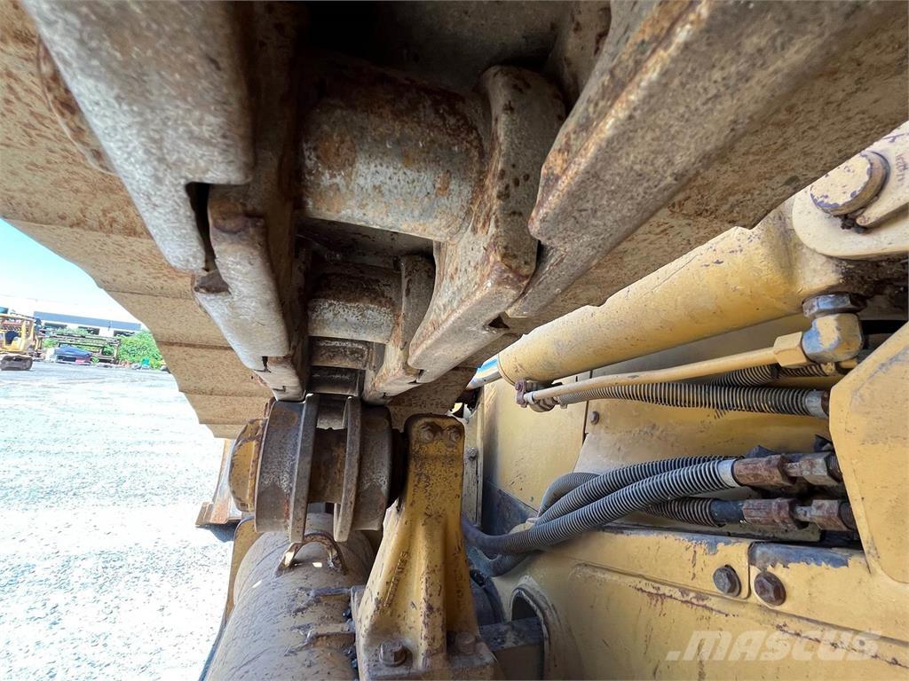 CAT D5N Bulldozer