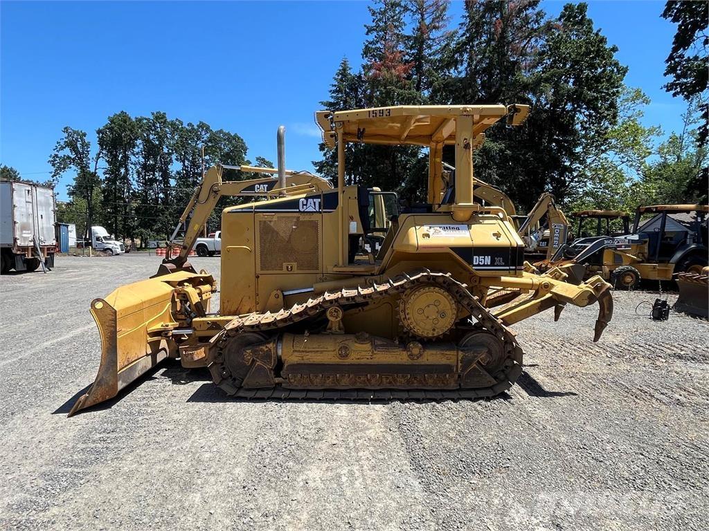 CAT D5N Bulldozer