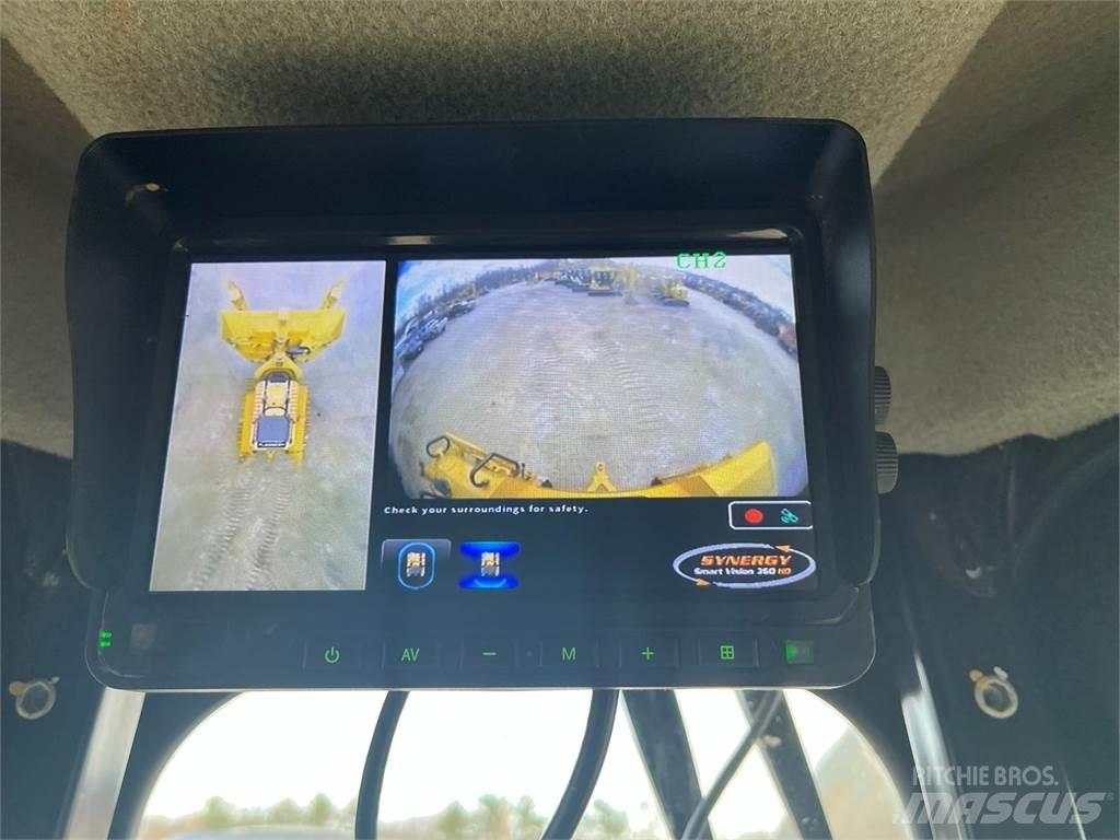 CAT D6 Bulldozer