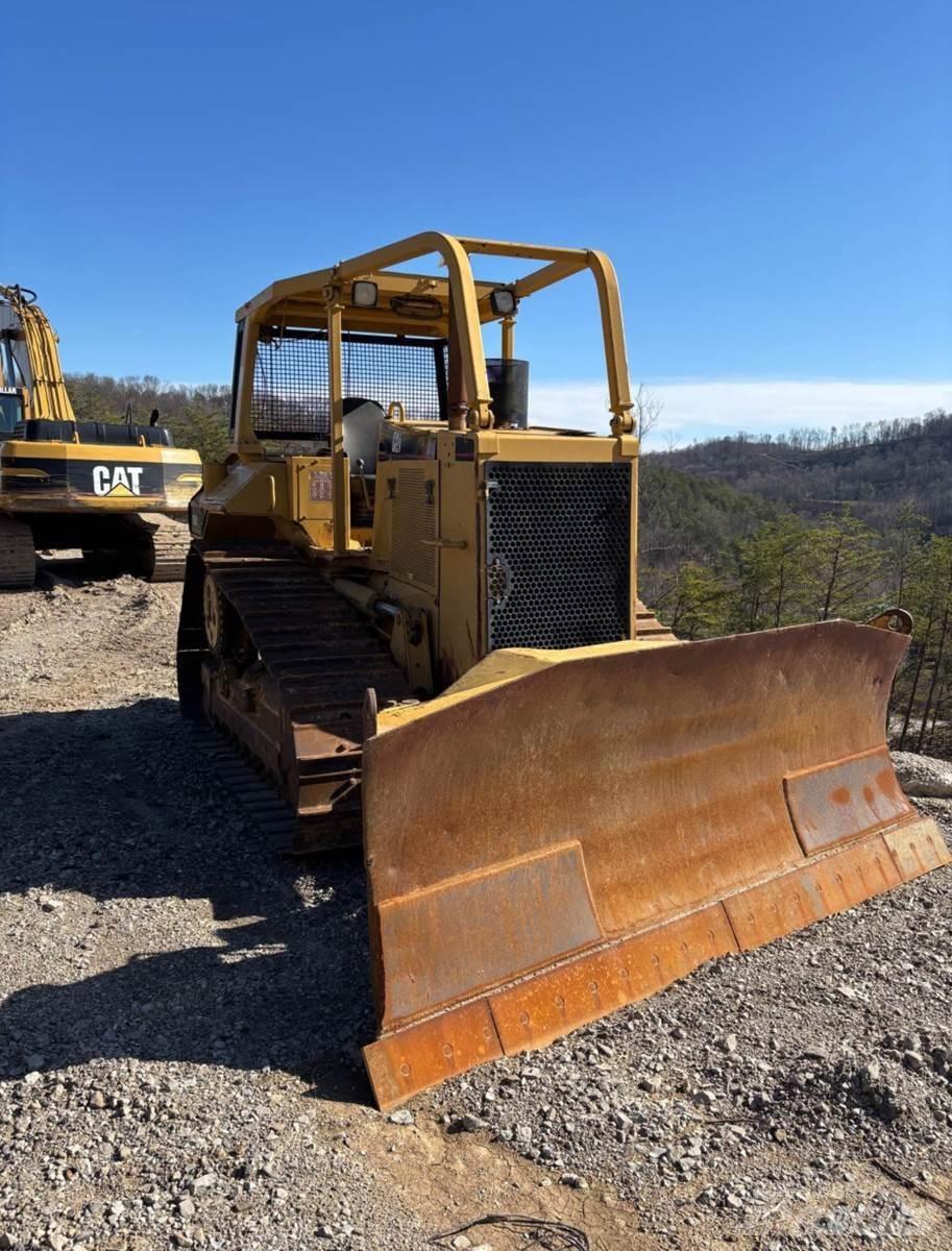 CAT D6M XL Bulldozer
