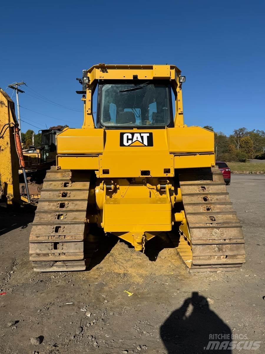 CAT D6T Bulldozer