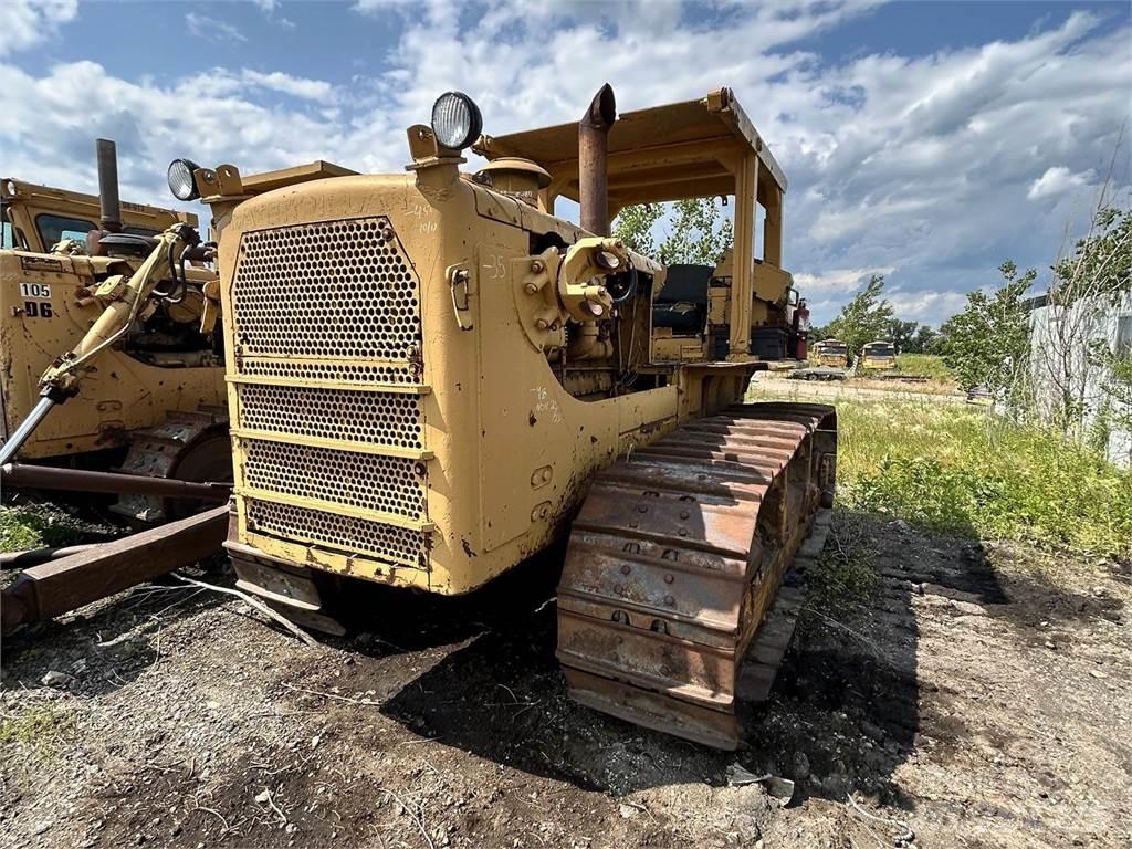CAT D8H Bulldozer