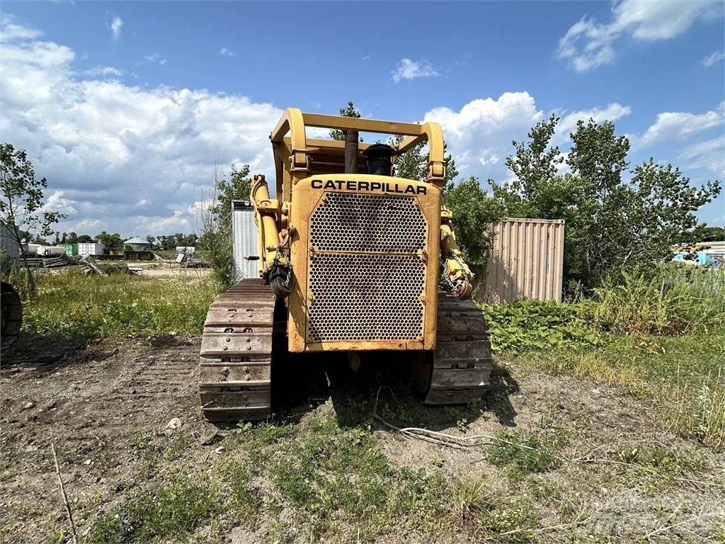 CAT D8H Bulldozer