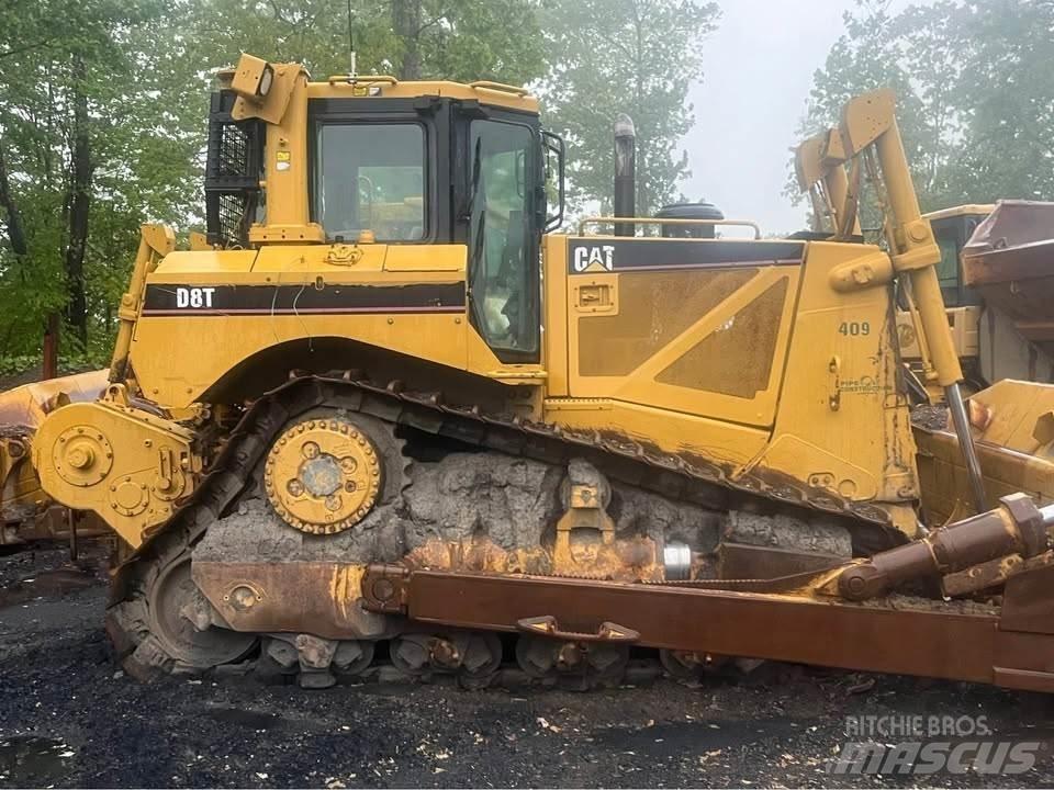 CAT D8T Bulldozer
