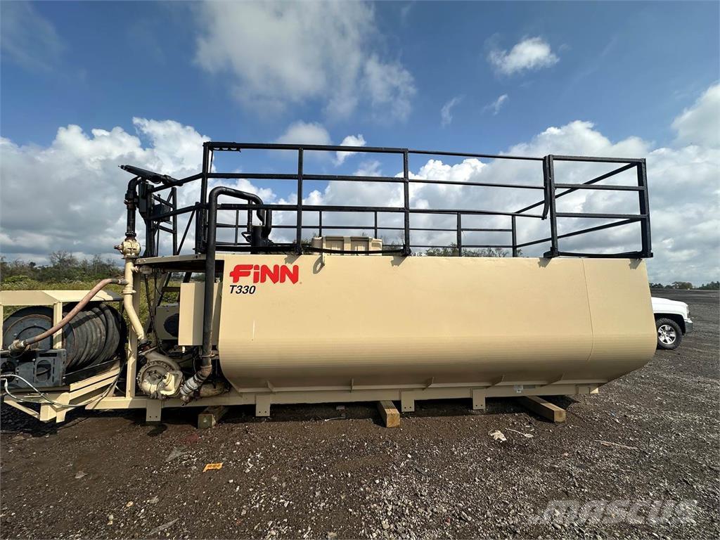 Finn T330 Futterverteilwagen