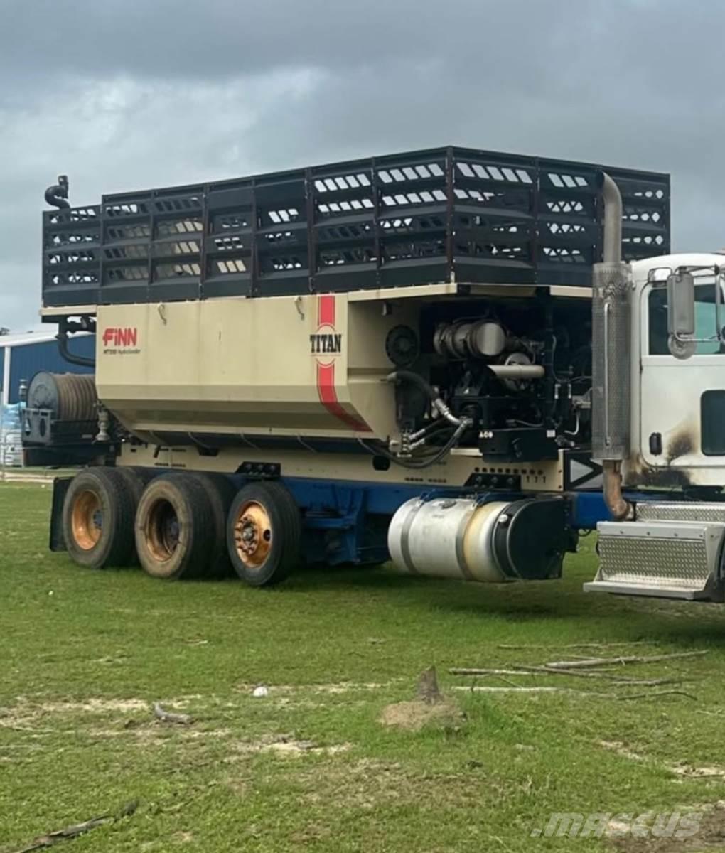 Finn T330 Futterverteilwagen