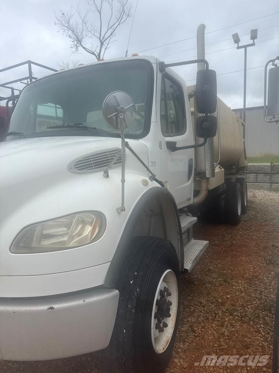 Finn T330 Futterverteilwagen