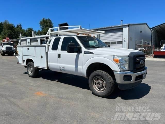 Ford F-350 Kommunal-Sonderfahrzeuge