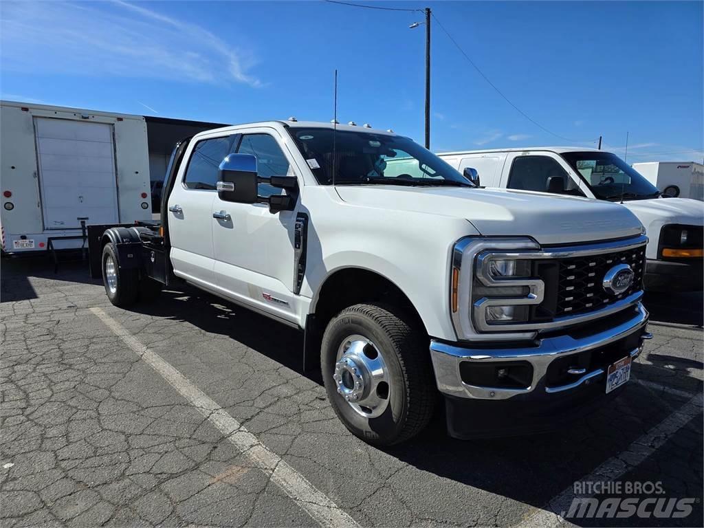 Ford F-350 Pickup/Pritschenwagen