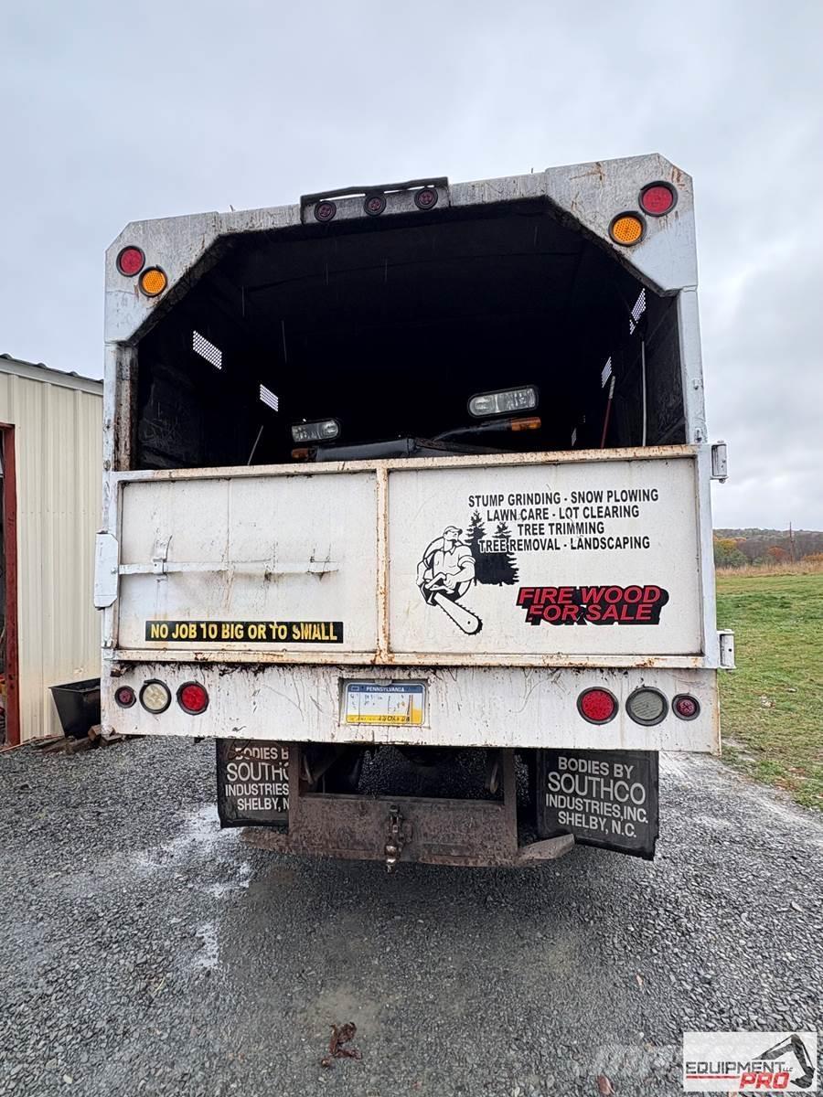 Ford F-650 Holztransportanhänger