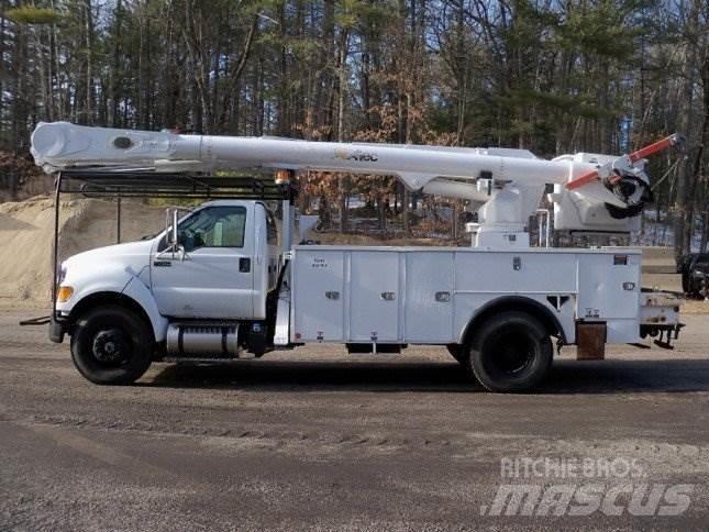 Ford F-750 LKW-Arbeitsbühnen