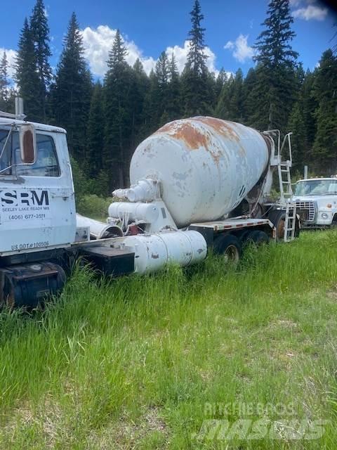 Ford LT9000 Beton-Mischfahrzeuge