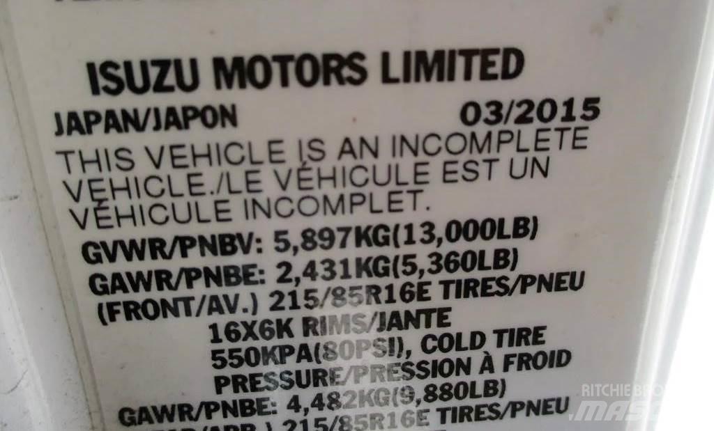 Isuzu NPR Holztransportanhänger