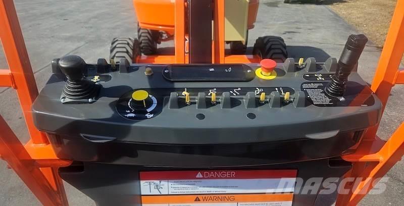 JLG 450AJ Andere Arbeitsbühnen