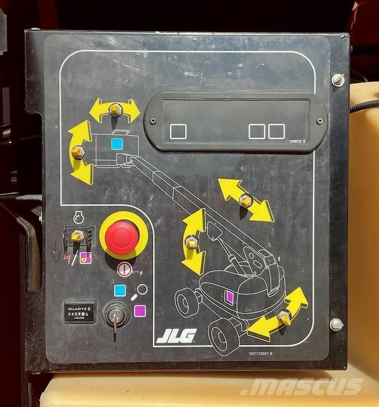 JLG 600S Teleskopbühnen