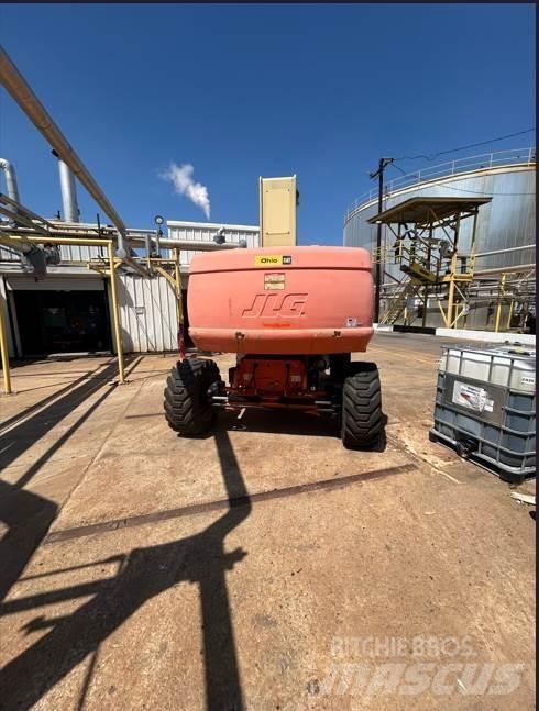 JLG 860SJ Gelenkteleskoparbeitsbühnen