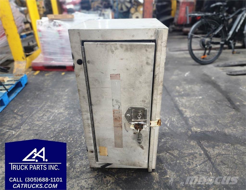  Unmarked Transport Sonstige