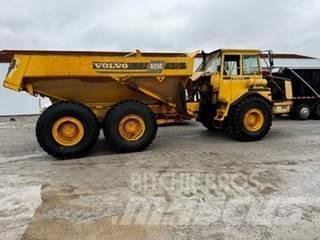 Volvo A25C Dumper - Knickgelenk