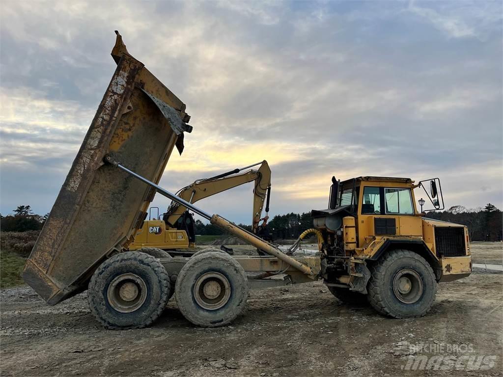 Volvo A30C Dumper - Knickgelenk