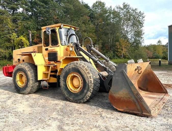 Volvo L120 Radlader
