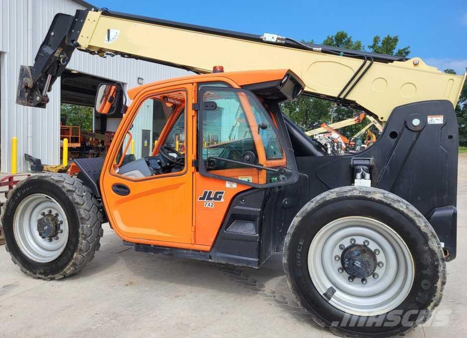 JLG 742 Teleskoplader