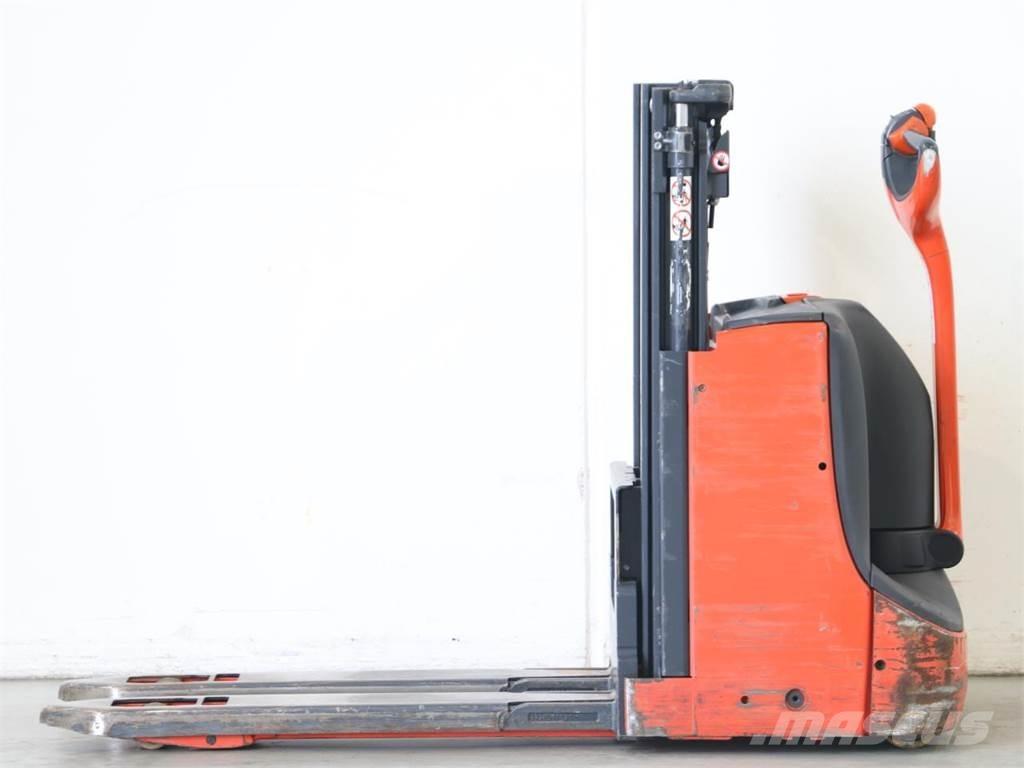Linde D08/1160-00 Deichselstapler