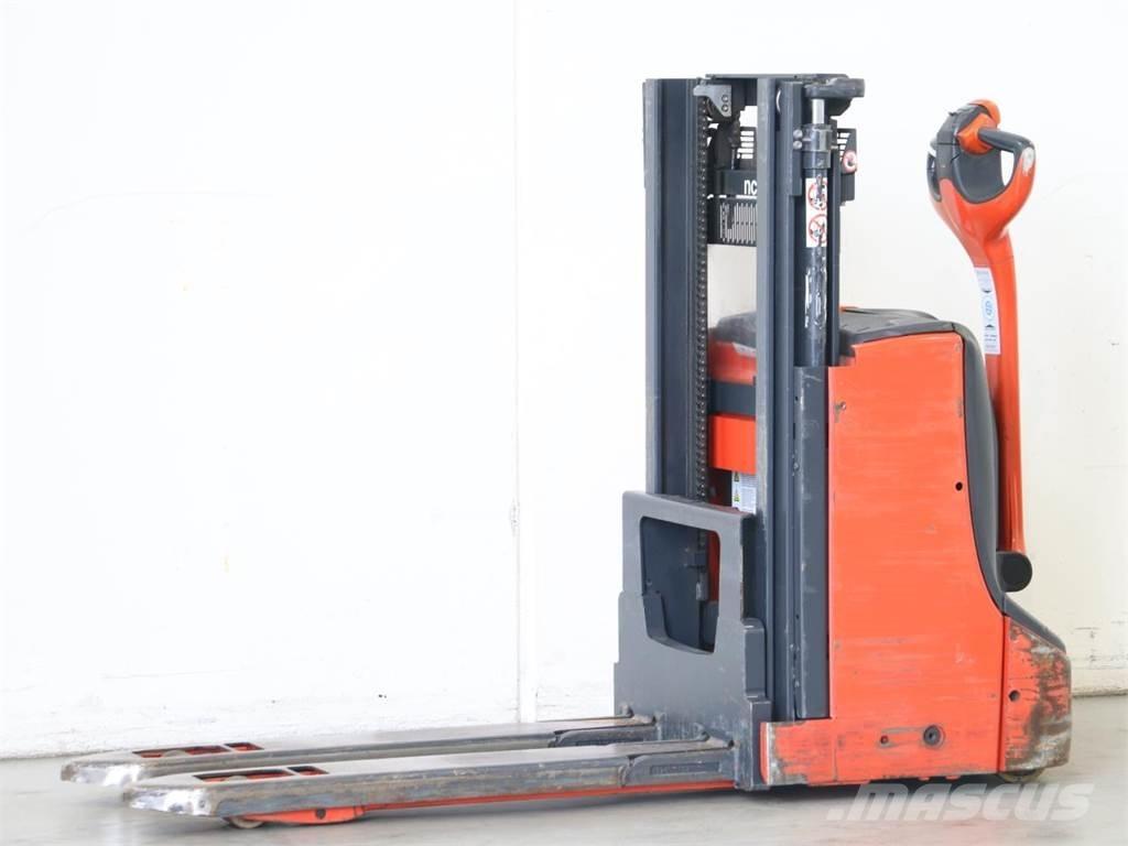 Linde D08/1160-00 Deichselstapler
