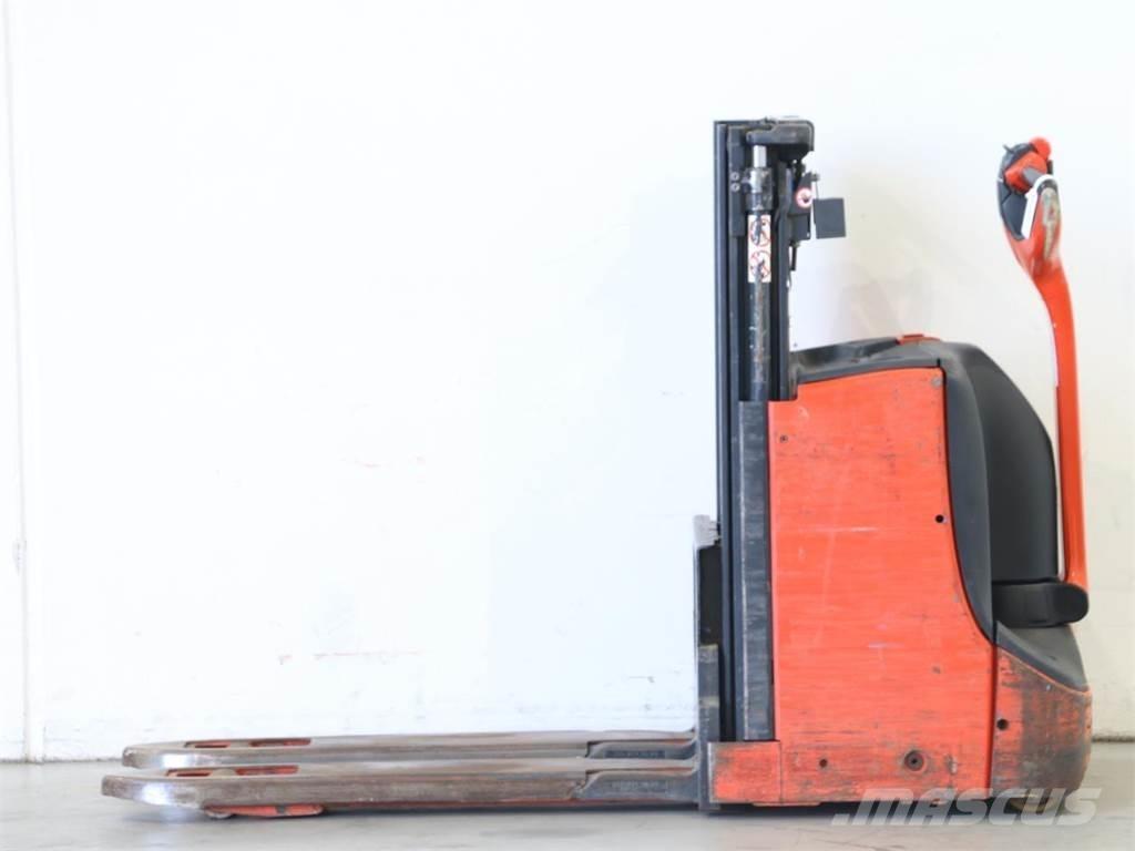 Linde D08/1160-00 Deichselstapler