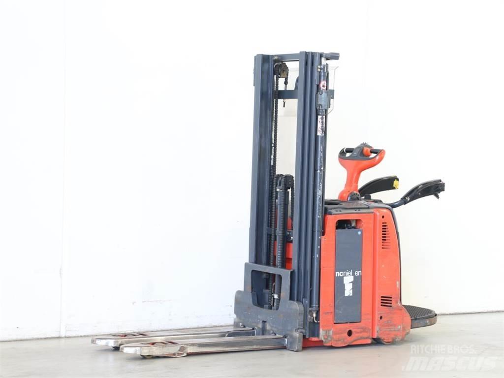 Linde D12AP/133 Deichselstapler