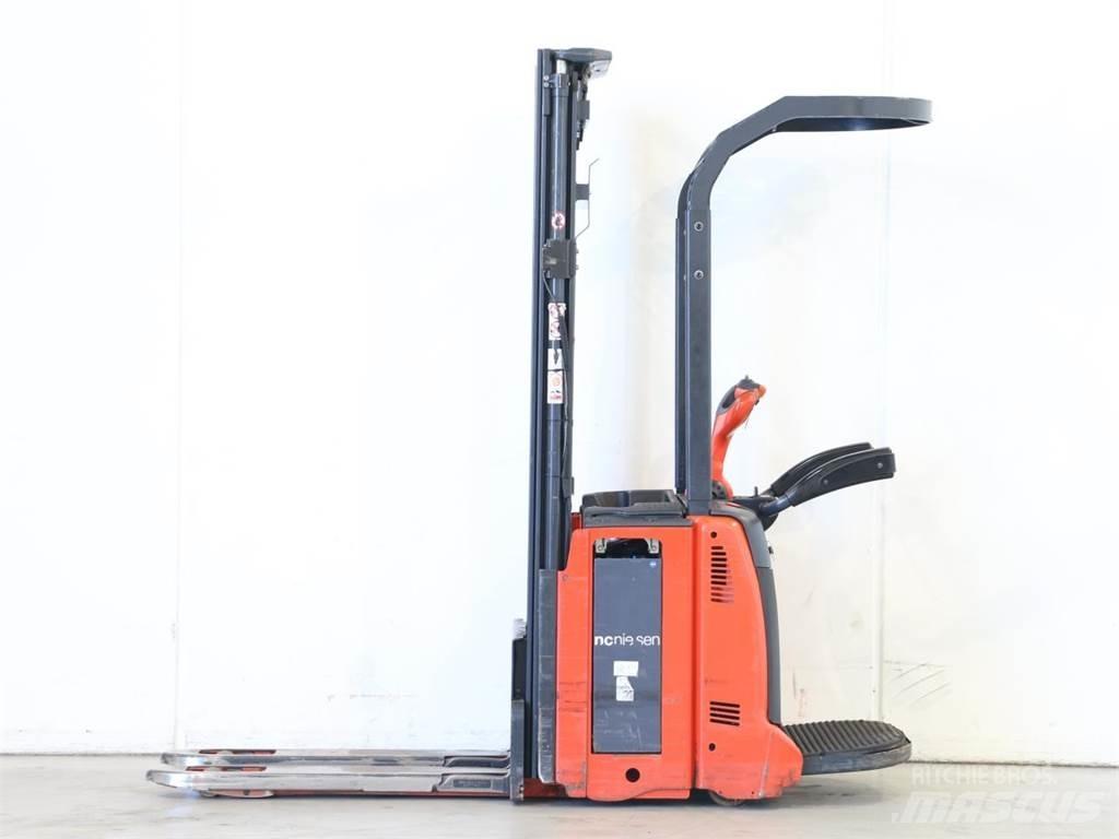 Linde D12AP/133-01 Deichselstapler