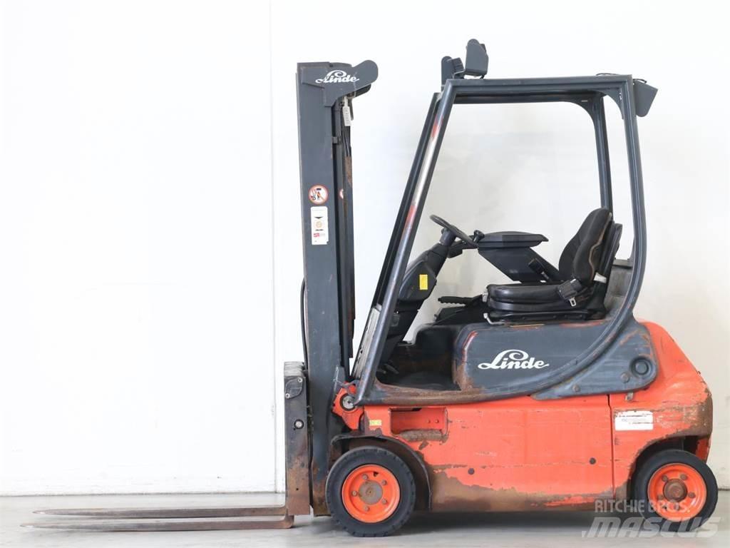 Linde E16P/335-02 Elektro Stapler