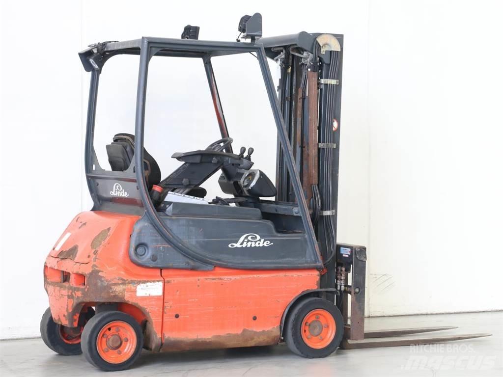 Linde E16P/335-02 Elektro Stapler