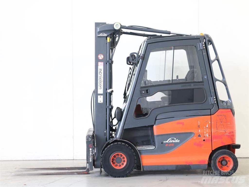 Linde E25/600H/387 Elektro Stapler