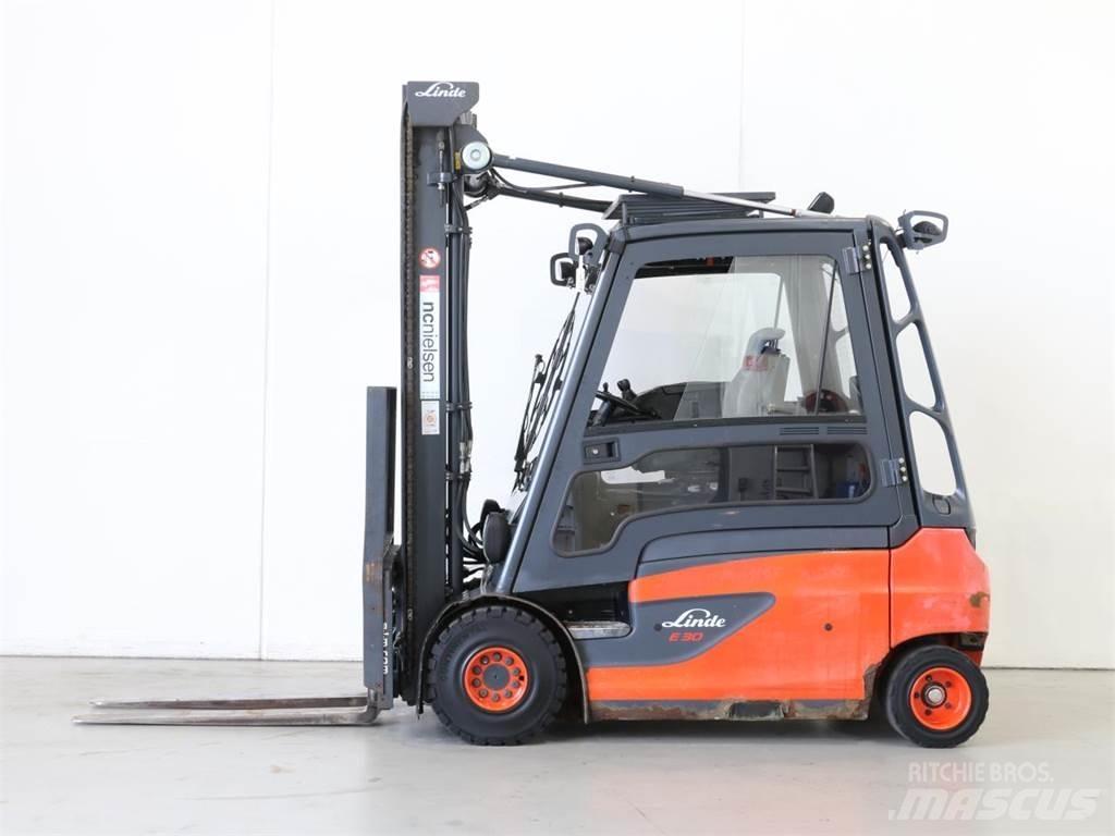 Linde E30L/387 Elektro Stapler