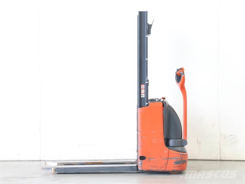Linde L10/1172-01 Deichselstapler