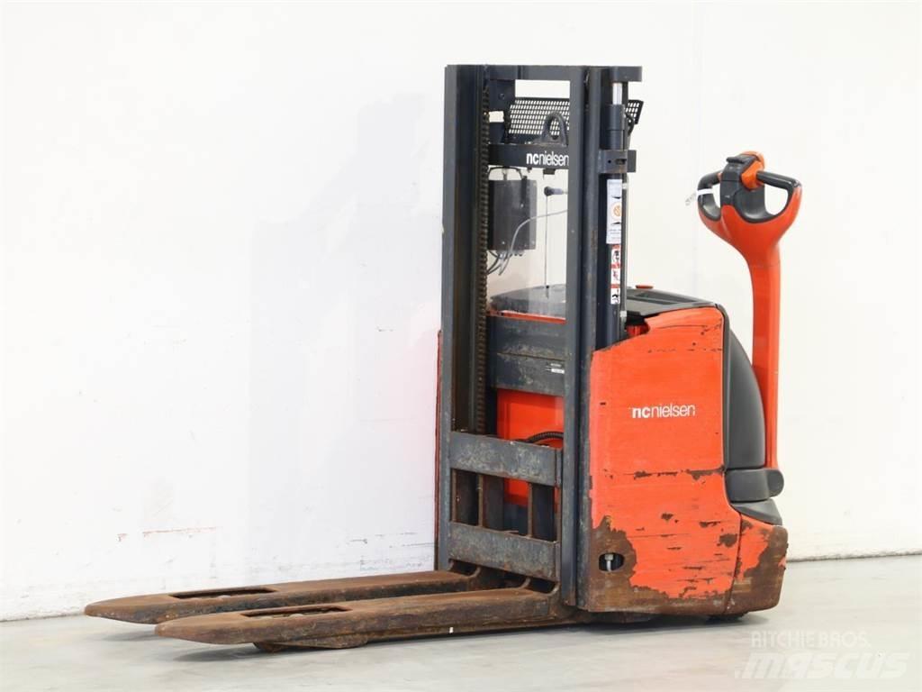 Linde L12I/1172 Deichselstapler