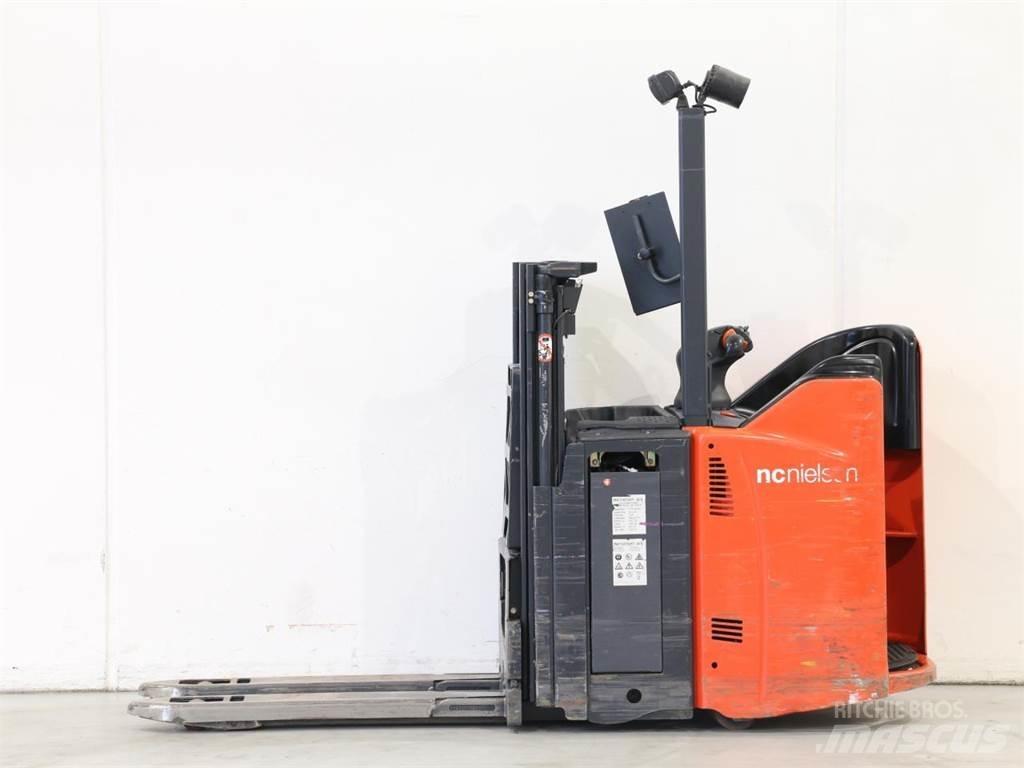 Linde L12LSP/133 Deichselstapler