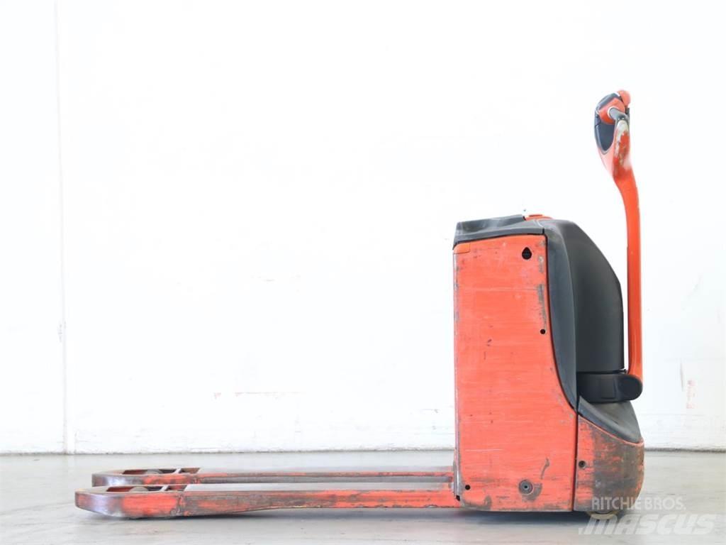 Linde T16/1152-00 Deichselstapler