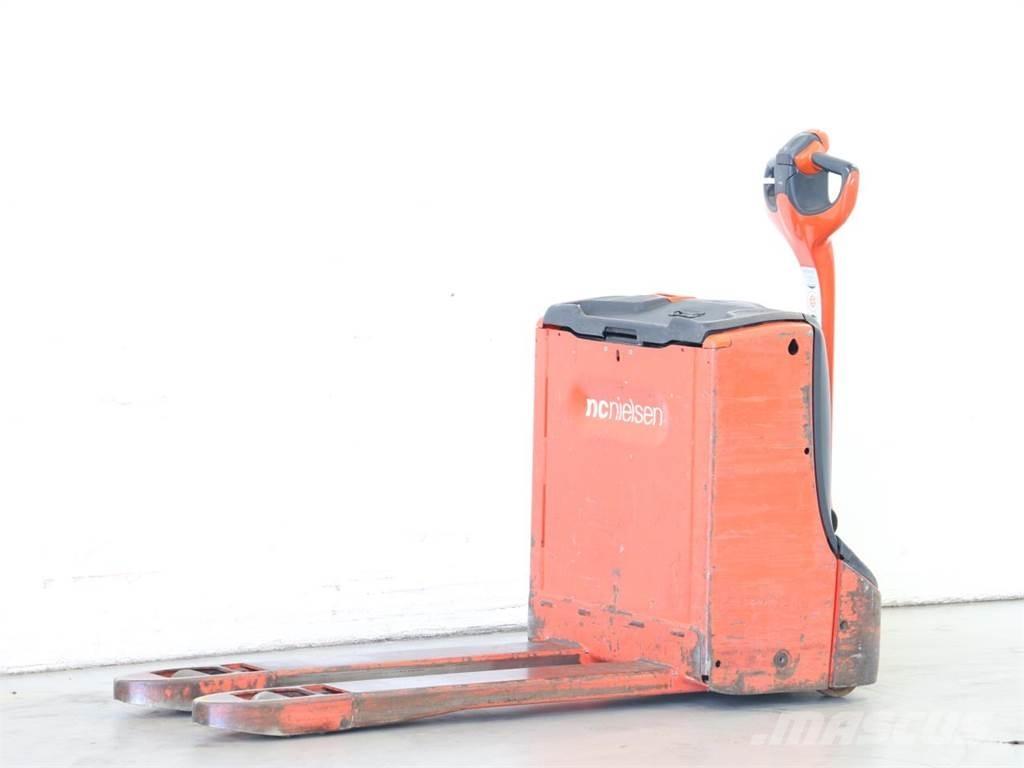 Linde T16/1152-00 Deichselstapler
