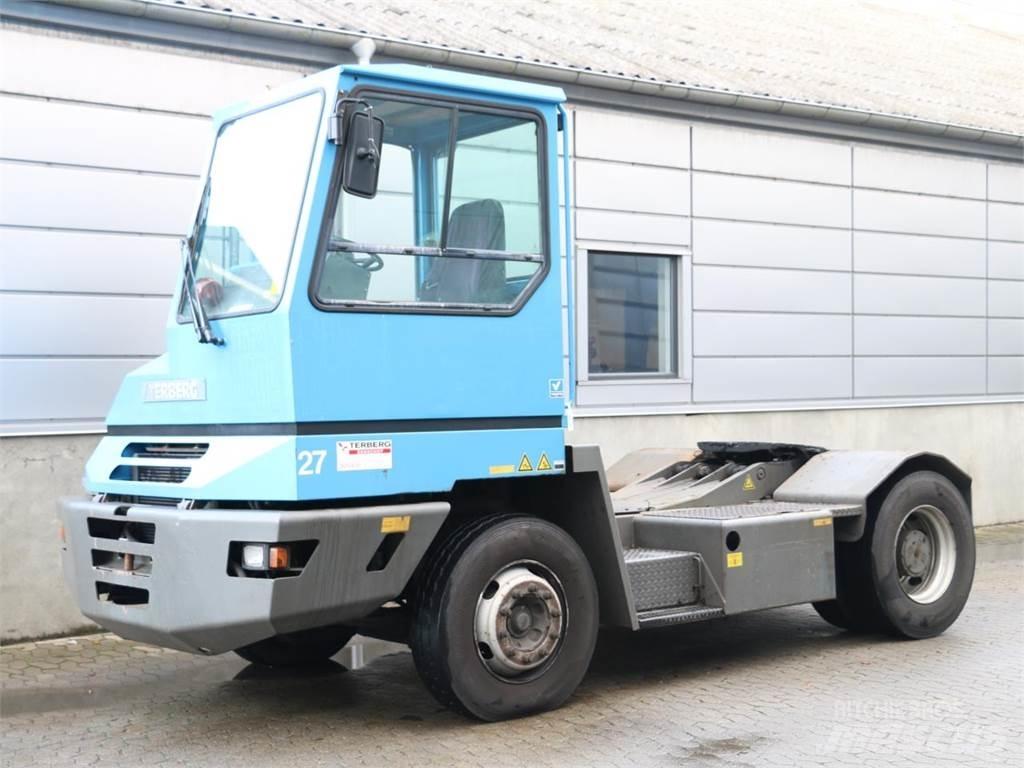 Terberg YT220 4X2 Sonstige Flurförderzeuge