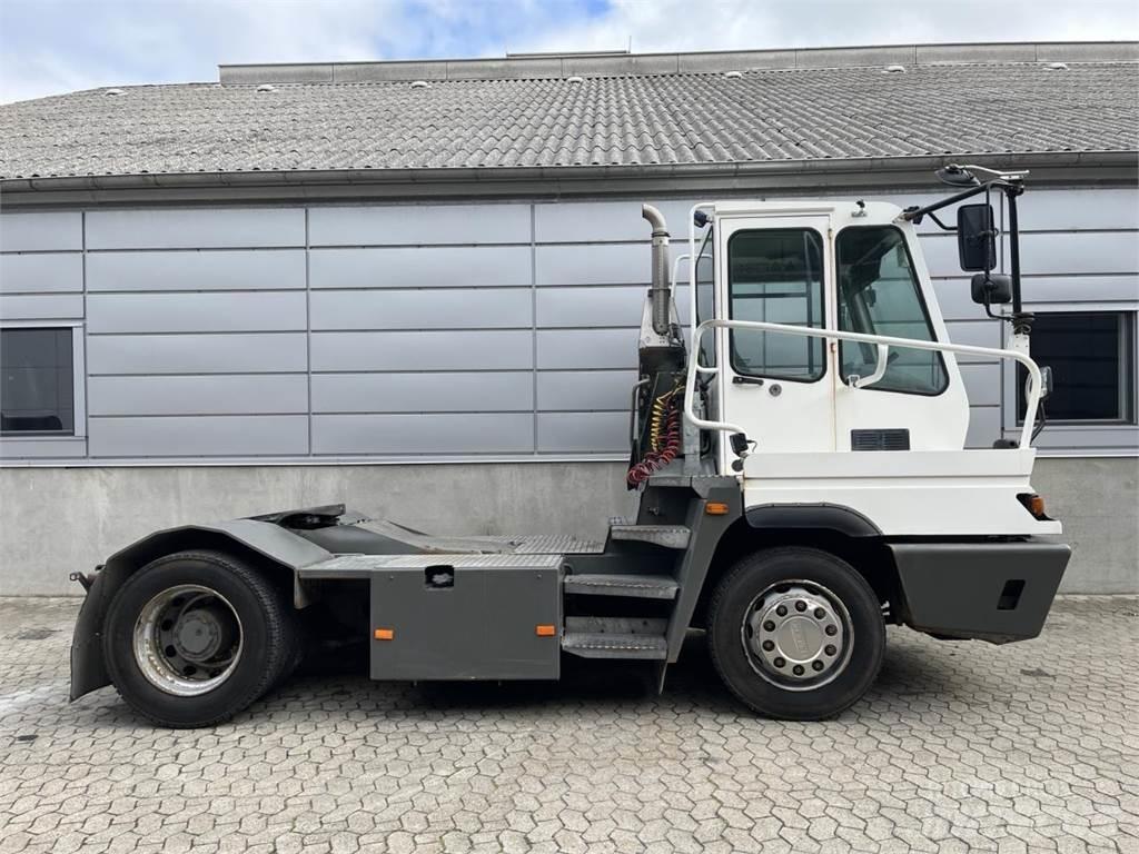Terberg YT222 4x2 Sonstige Flurförderzeuge