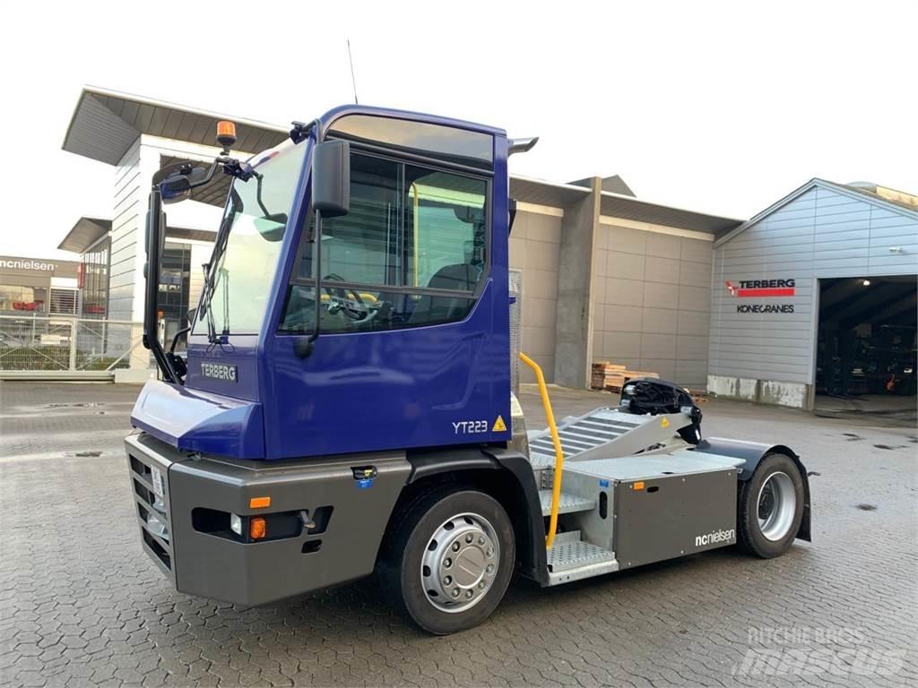 Terberg YT223 4x2 Sonstige Flurförderzeuge