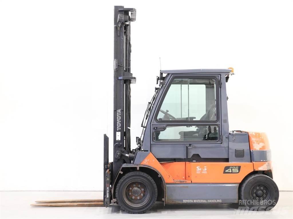Toyota 7FBMF45 Andere Gabelstapler