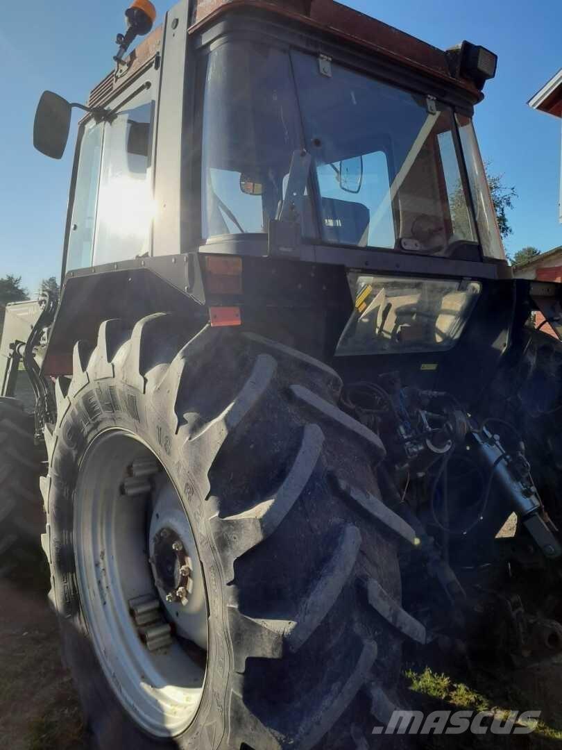 Case IH 4240 Traktoren