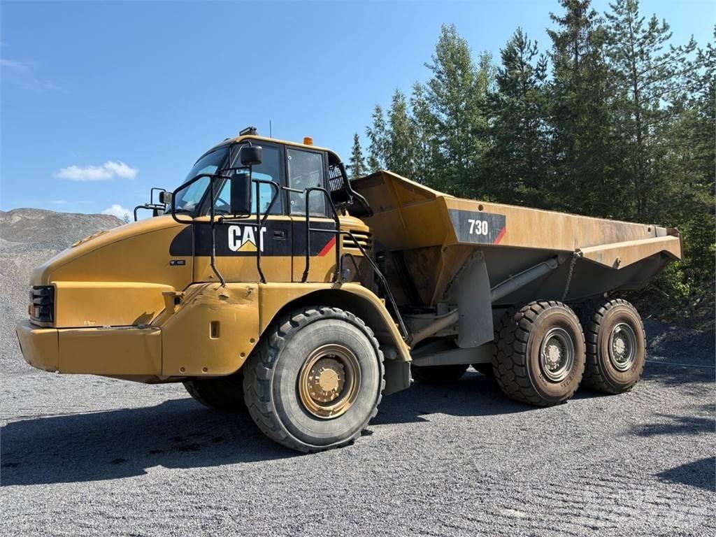 CAT 730 Dumper - Knickgelenk