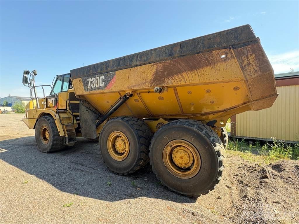 CAT 730 C Dumper - Knickgelenk