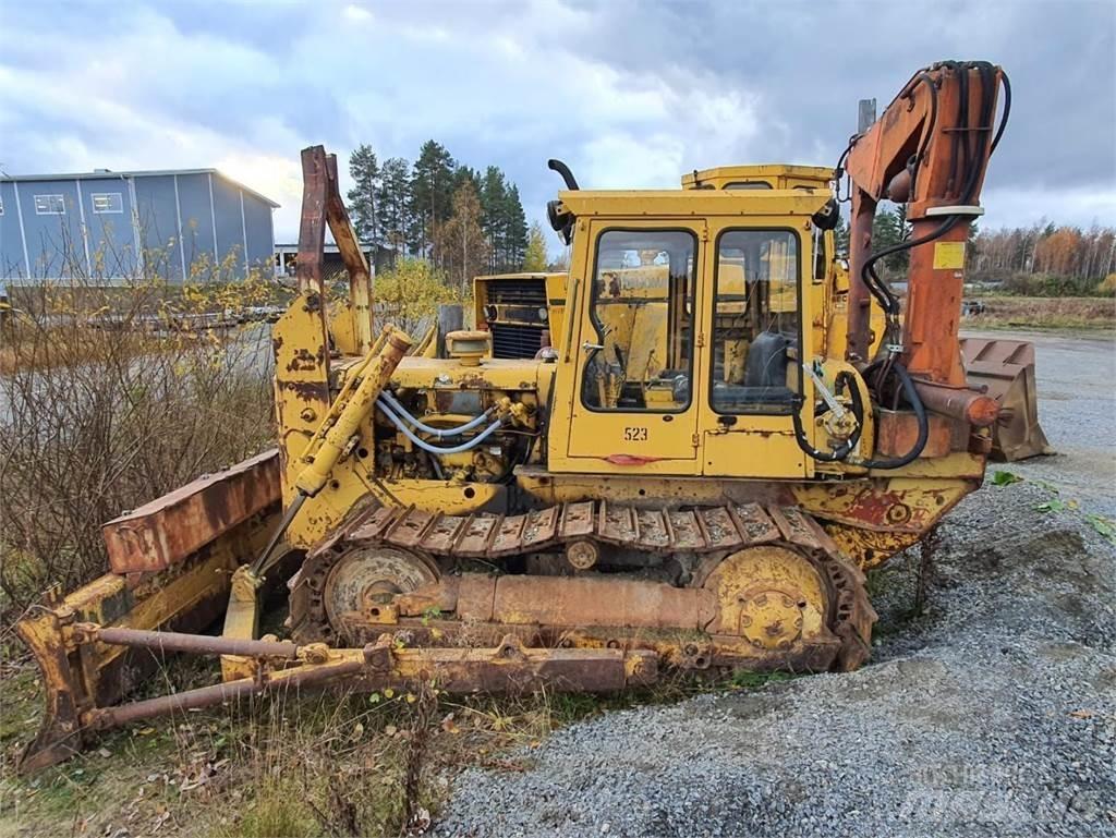 CAT D4D Bulldozer