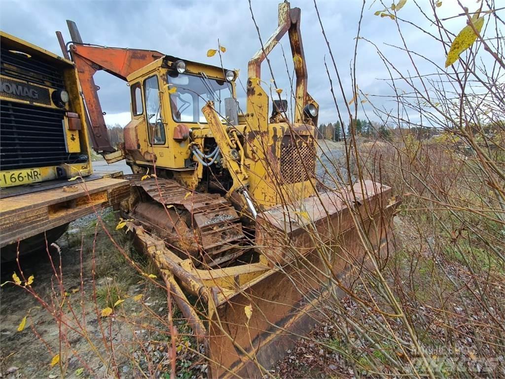 CAT D4D Bulldozer