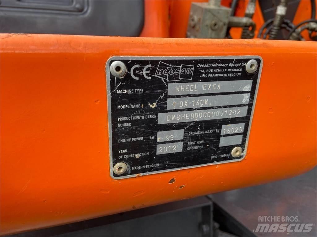Doosan DX 140W Mobilbagger