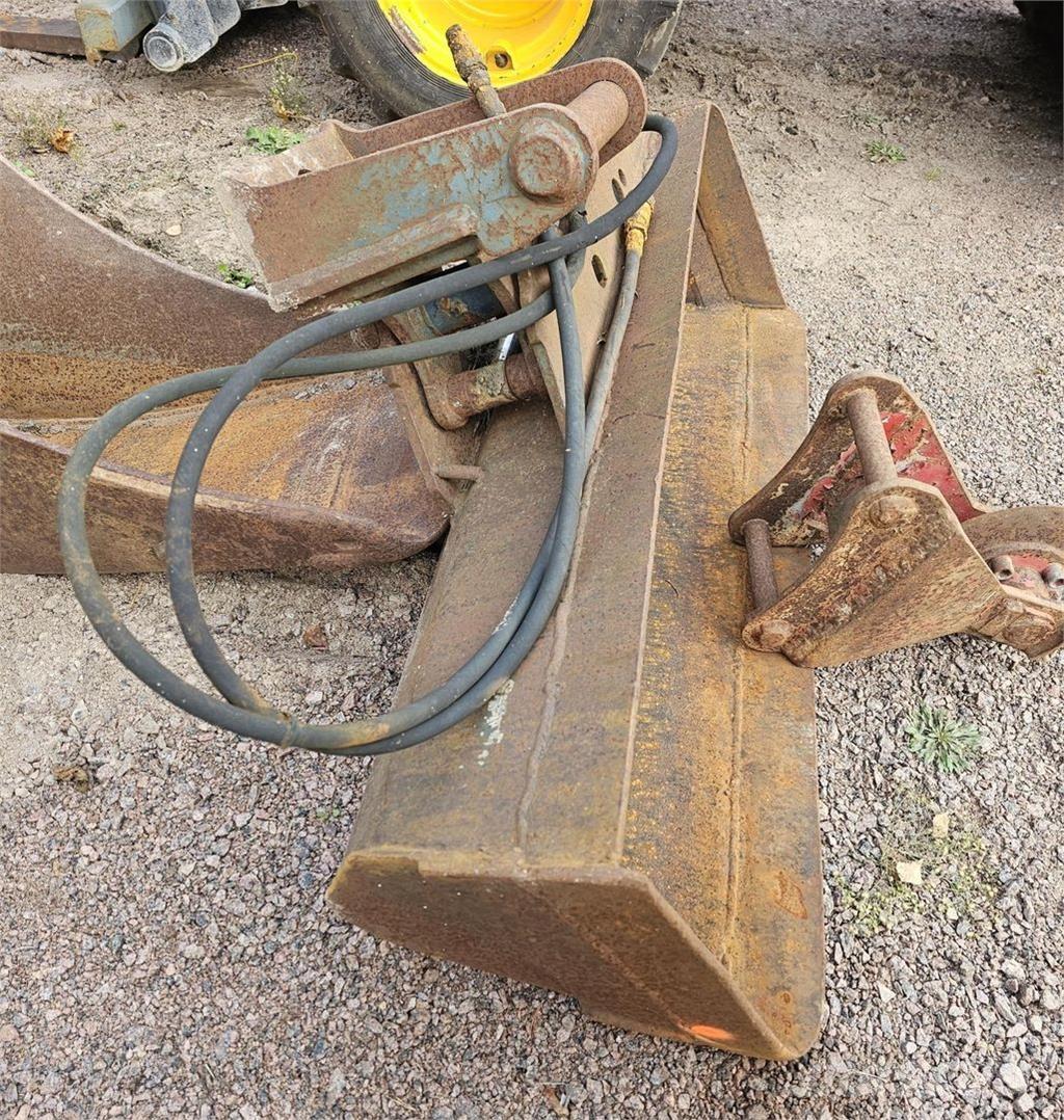  Kallistuva kauha Schaufeln